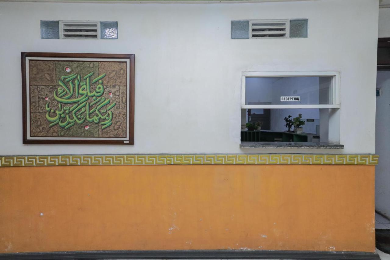 Reddoorz Near Stasiun Malang Kota Lama 2 Bagian luar foto